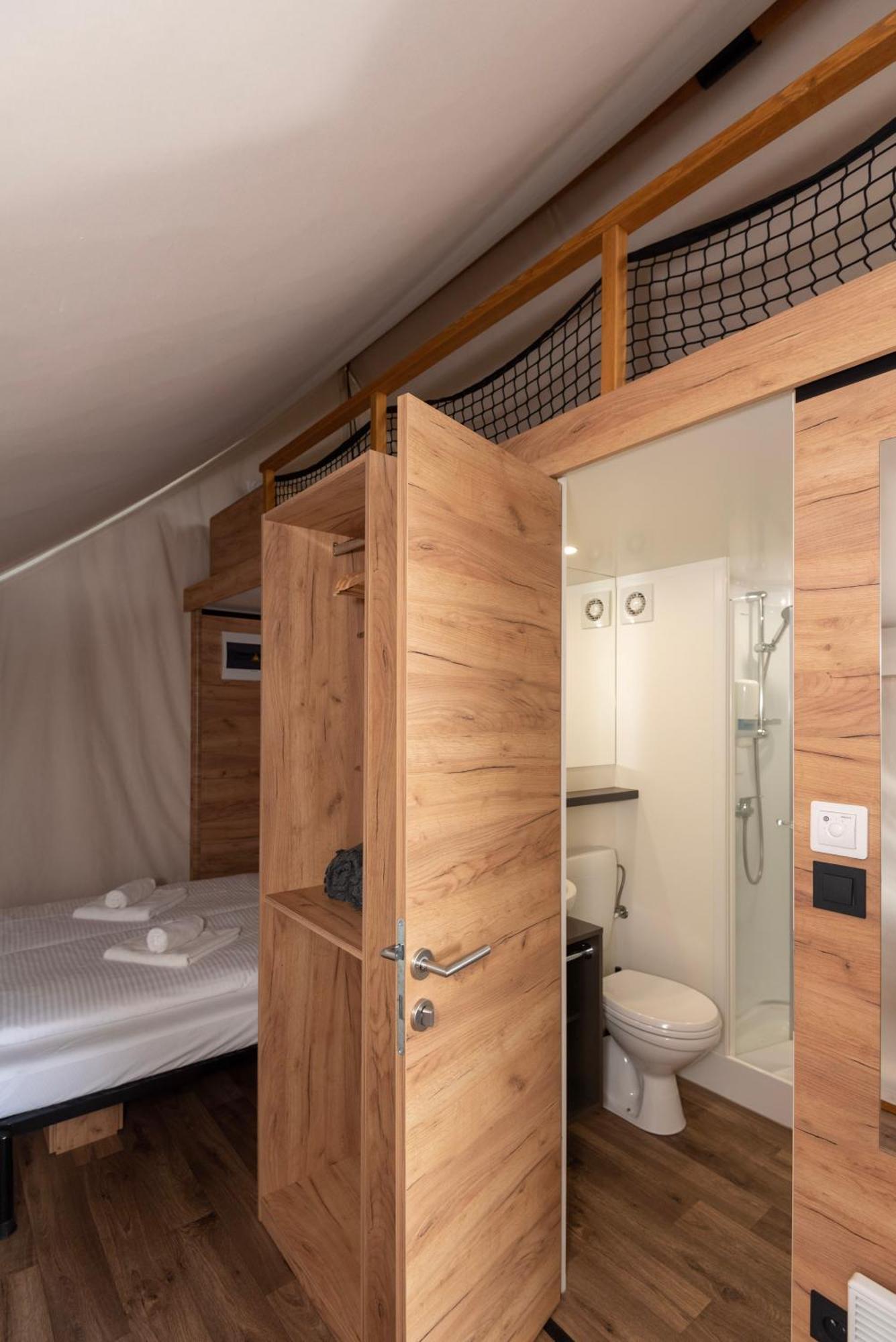 Forrest Glamping Hotel Banska Stiavnica Exterior photo